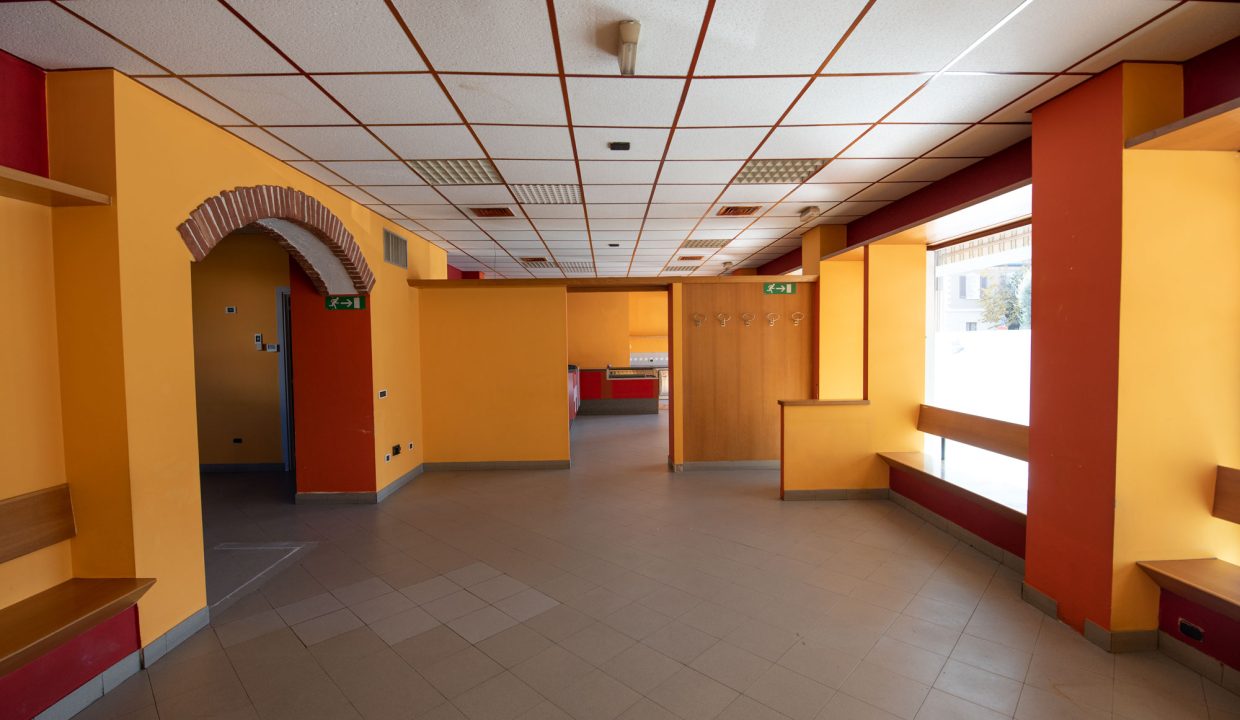 sala-fronte